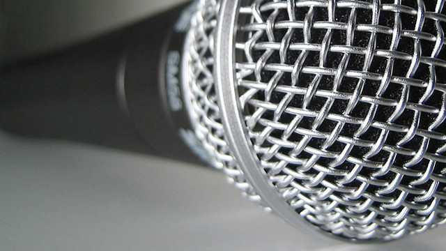 SHURE SM58